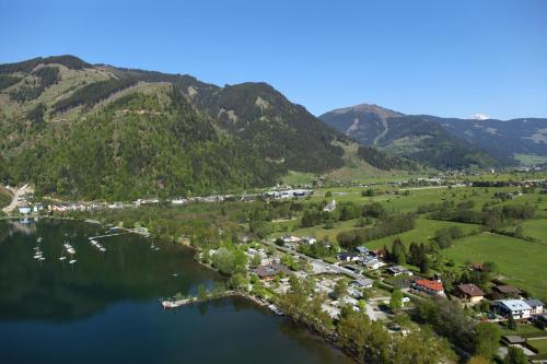 Facilities, Ferienhaus am See in Wiesenlehen