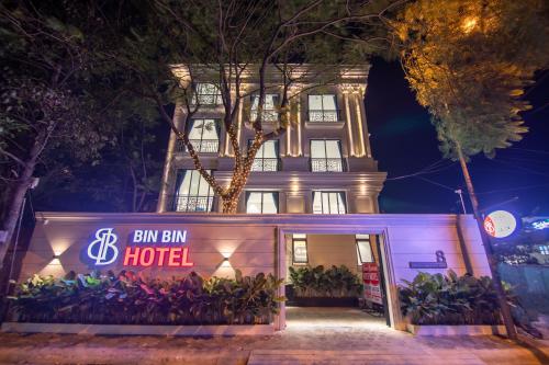 Bin Bin Hotel 11 Near Island Diamond