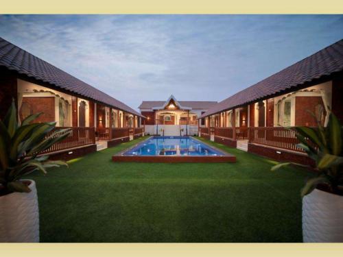 Mystery Villa