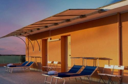 Camera doppia, deluxe, vista parziale sul mare
