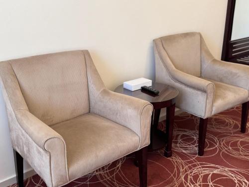 Standard Triple Room room in Al Rayyan Makiya Towers Hotel