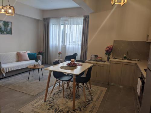 Aristo Central Apartments - Μπάφρα