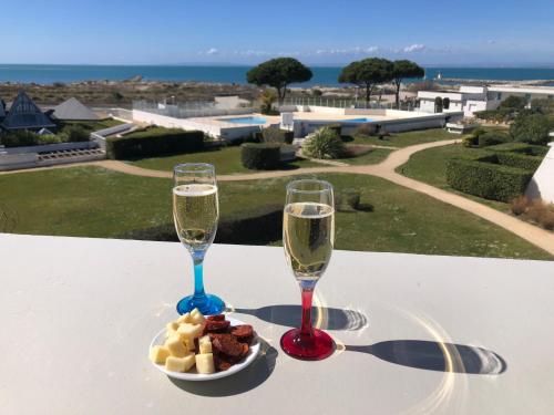 CAMARG'Beach Vue mer-Piscines-Plages-Tennis-Parking-4PERS CAMARG'Beach Vue mer-Piscines-Plages-Tennis-Parking-4PERS