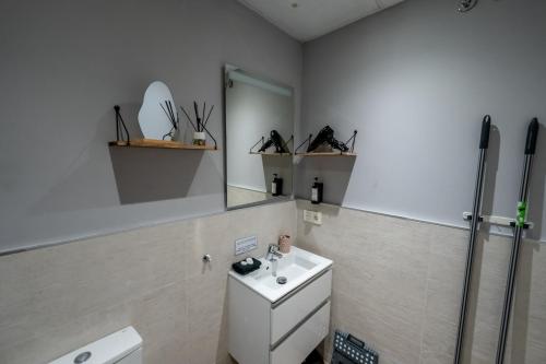 Standard Apartment image 10