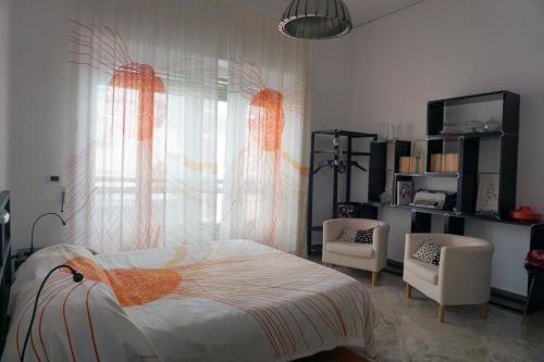 Two-Bedroom Apartment image 5