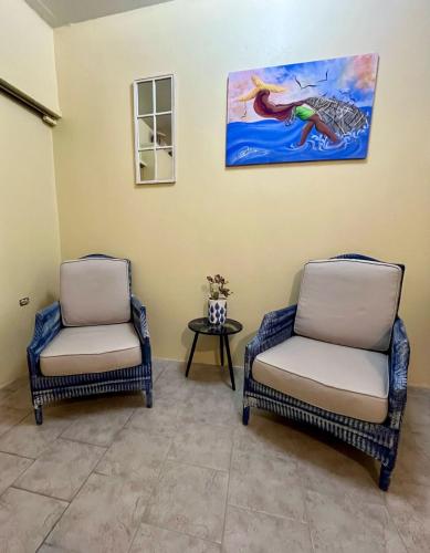Sea-Renity Hideaway (Studio Apt) in Piggotts