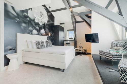 1 queen bed