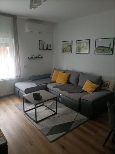 Apartman HD - Apartment - Ðakovo