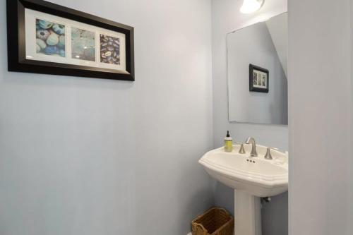 Atlantic Oasis - Private Pool Parking & Downtown in Key West, USA