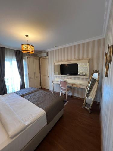 Family Room with Sea View image 7