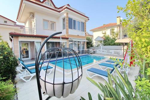 Villa Lisa, 4 Bedroom, Private Pool , Calis Beach Area