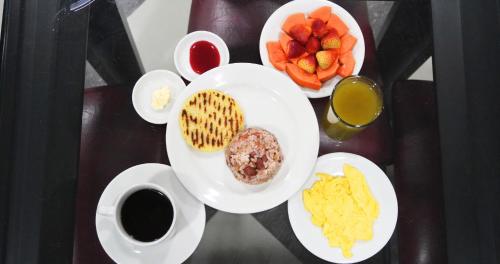 Makanan dan Minuman, EXPO HOTEL FERIAL  in Bogota