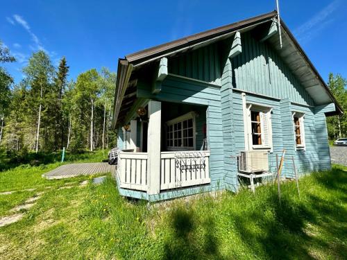 Villa kitkanhelmi