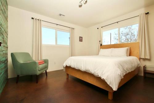 Mayfair House - 4 Minutes to National Park!