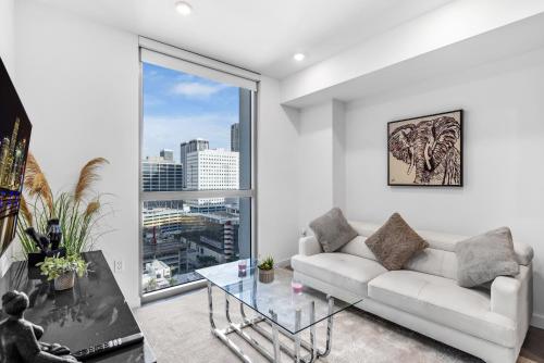 Prime Location 1-Bed Retreat With Free Parking detail