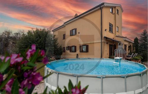 Pet Friendly Home In Marinici With Kitchen