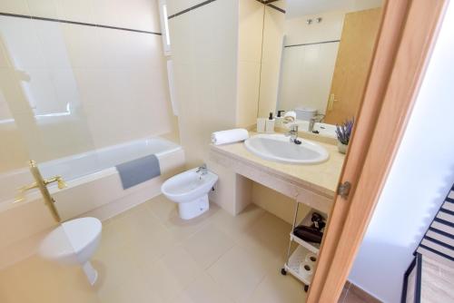 New Premium Apartment - Free Parking & Pools New Premium Apartment - Free Parking & Pools