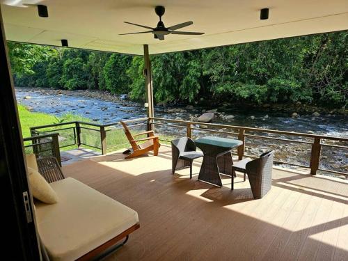 Fasiliteter, Rugading Riverside Villa near Kota Kinabalu. in Penampang