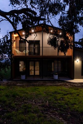 44onRoaring - in the Huon Valley