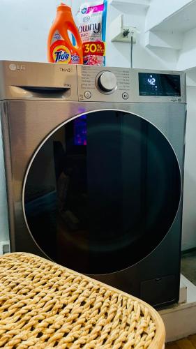 2-Bedroom Condotel Stay with Netflix, Kitchen & Washer, Near MRT Boni, Manila (fotografie 10)