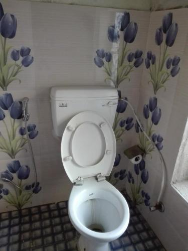 Family Room with Private Bathroom image 7