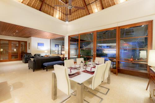 Villa Dorado - Steps from Jimbaran Beach 5