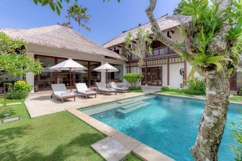 Villa Dorado - Steps from Jimbaran Beach 2