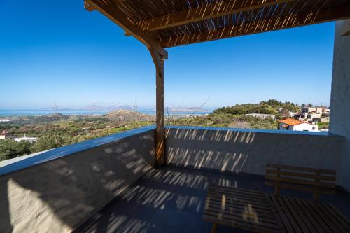 Villa Rosa - Luxury Villas with Panoramic Views - Accommodation - Lagoúdi Zía