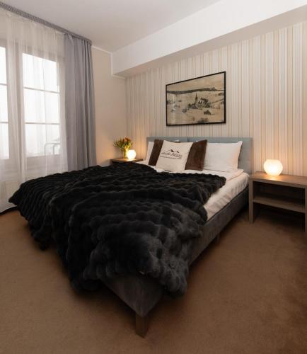 2 twin beds