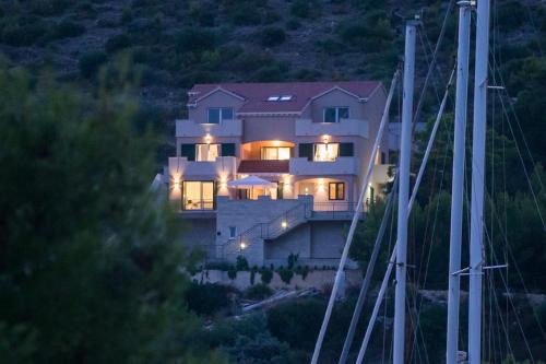 Viesnīcas āriene, Apartments Ladesta in Lastovo