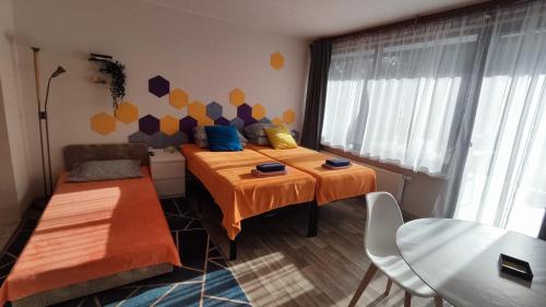 Neuss Apartment - Perfectly Located Between Köln & Düsseldorf