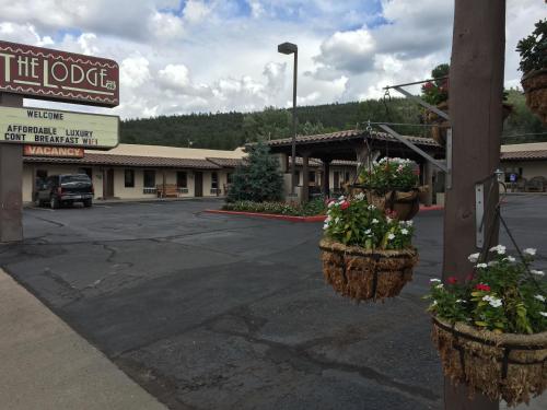 The Lodge on Route 66 – Williams, AZ