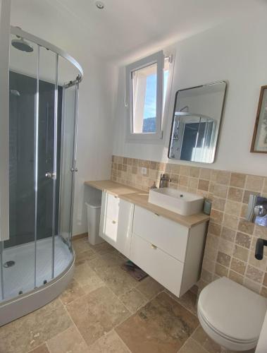 Shower, Chez Nous - Studio in La Mole