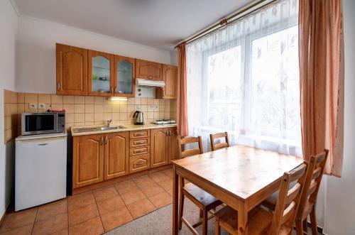 Konyha, Apartmány u Adama (Apartmany u Adama) in Rokytnice V Orl. Horach