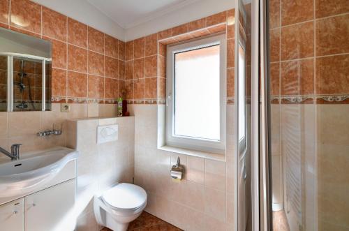 Zuhanyzó, Apartmány u Adama (Apartmany u Adama) in Rokytnice V Orl. Horach