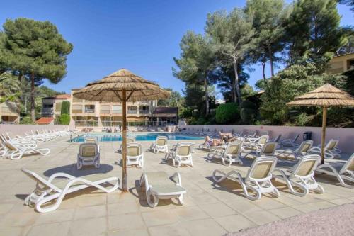 Appartement piscine tennis accès privé plage Joïa