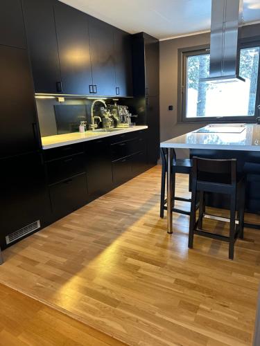 Hemsedal 200m2 /5 sov/10 senger/2 familier