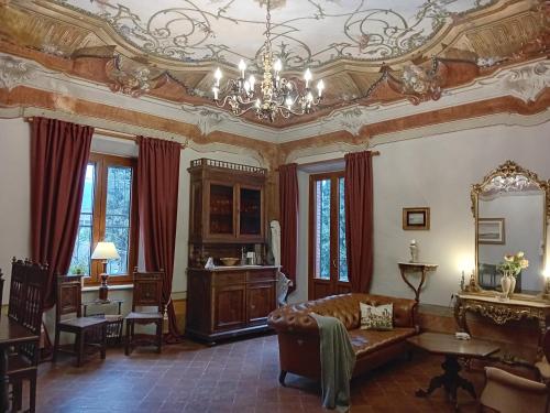 Monti Guesthouse - Accommodation - Monti di Licciana Nardi