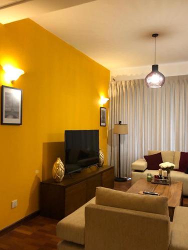 Luxurious Fully Furnished Apartment for Rent at 2000 Plaza, Colombo in Sri Jayawardenepura Kotte