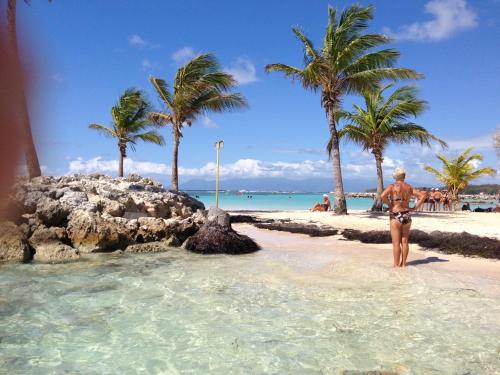 Eden Blue in Sainte Anne