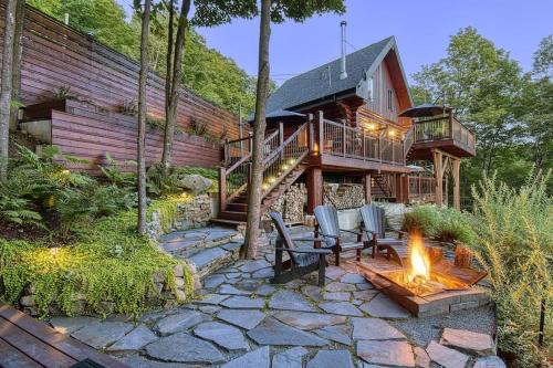 Luxurious log cabin with private spa