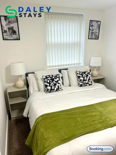 Failsworth Luxury Apartment with Free Parking by Daley Stays