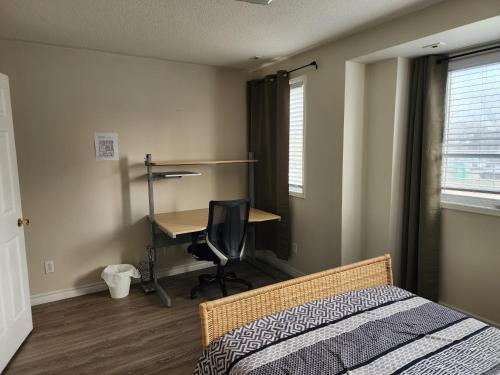 Scarborough Townhouse near สวนสัตว์โตรอนโต