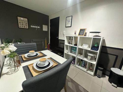 Condo in BGC near Grand Hyatt, Manila (fotografie 8)