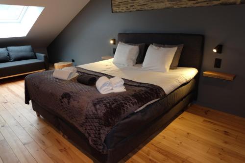 Le Cerf d'Or Room Type - Deluxe Family Room Le Cerf d'Or Room Type - Deluxe Family Room