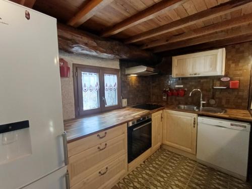 Grange ancienne aménagée (Grange ancienne amenagee) in คุยซา