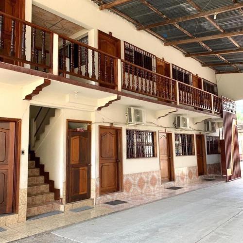 . Hotel Esperanza