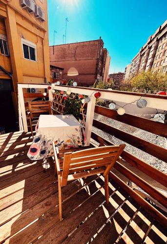 Precioso apartamento con a/a en Ruzafa con terracita privada y acceso a un jardín, para 2-3 personas, Valencie (fotografie 9)