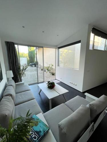 Studio prive et jardin in Les Trois-Lucs