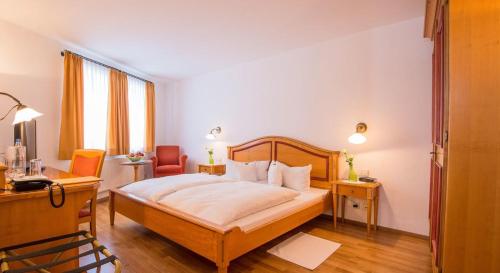1 queen bed